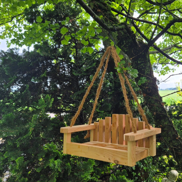 Houten hangbankje - plantenhanger - fruitschaal - volgelvoerbankje - douglas - schommelbankje - Era Wood