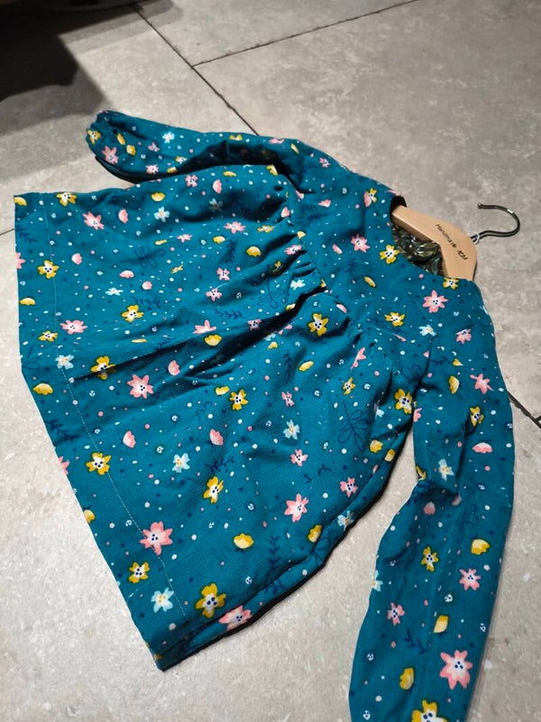 Kleedje met lange mouwen in petrol