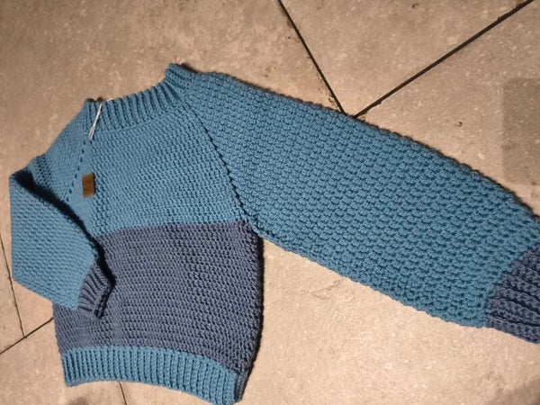Trui gehaakt blauw