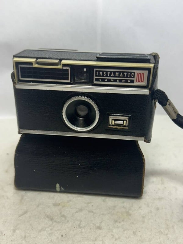 Vintage Kodak Instamatic 100 Camera With Case Untested Retro Film Camera