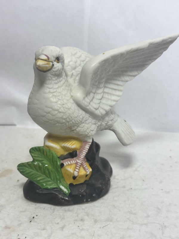 Vintage Porcelain White Dove Sat On Rock Collectible Ornament
