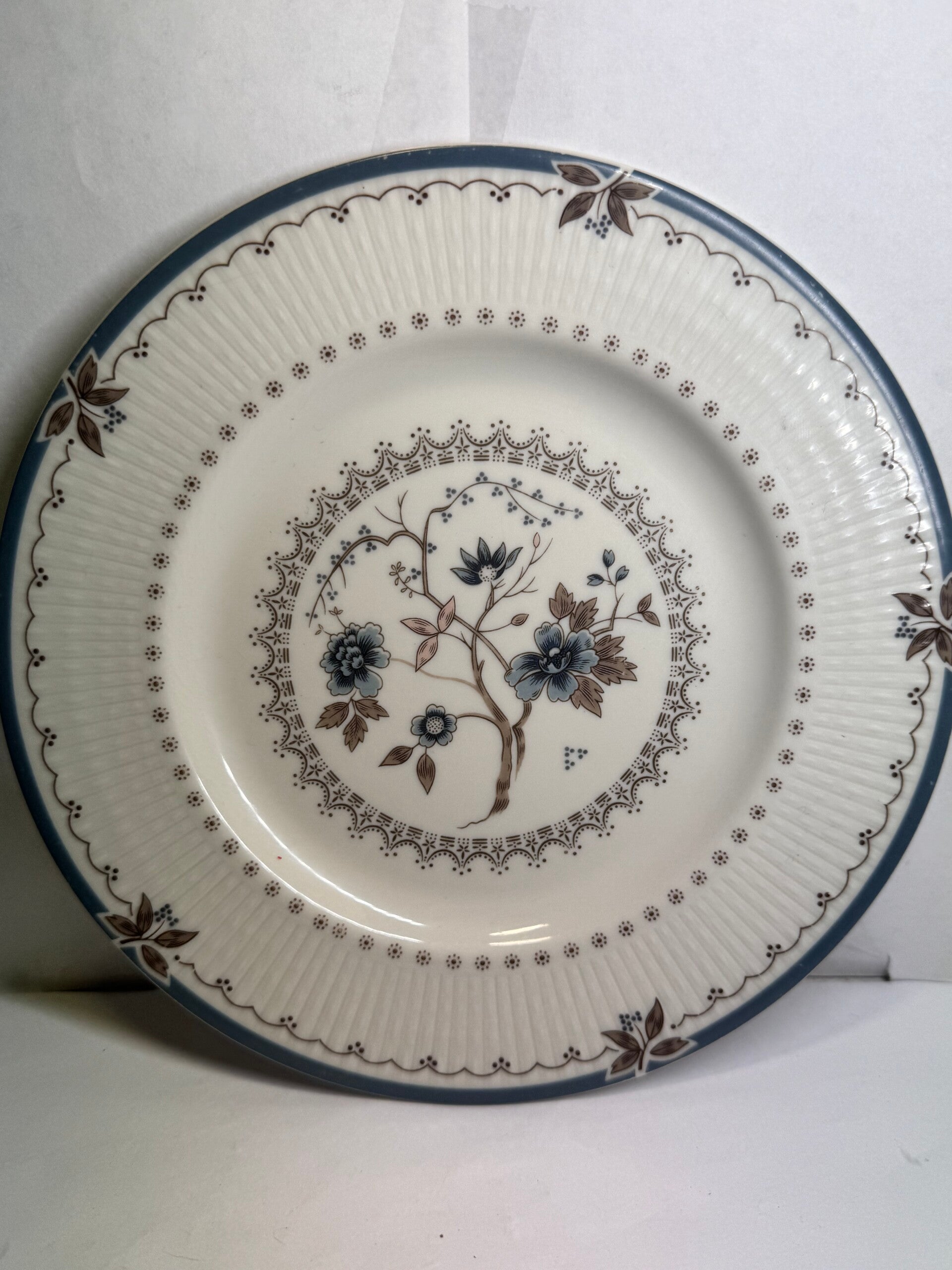 ROYAL DOULTON OLD COLONY TC 1005 20CM SIDE PLATES,VGC