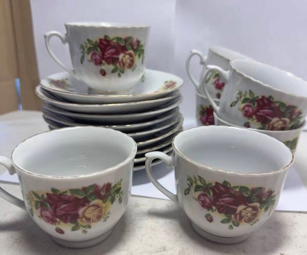 vintage staffordshire tea cups X 7 & 9 X Saucers Floral Elegant China English Rose