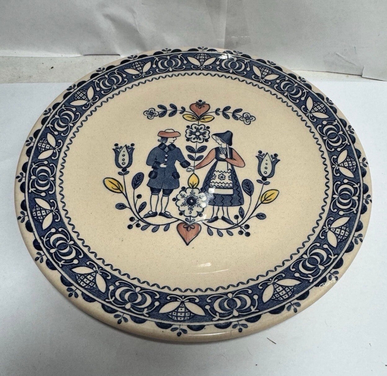 Vintage Johnson Brothers Flowers And Hearts 8” Side Plate Made In England
