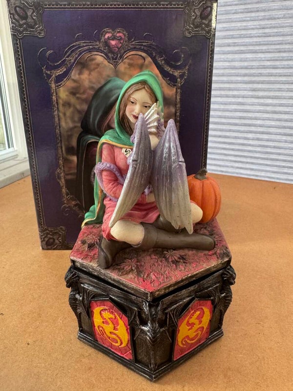 Anne Stokes Dragon Friendship Fall Trinket Box Fantasy Figurine Collectable
