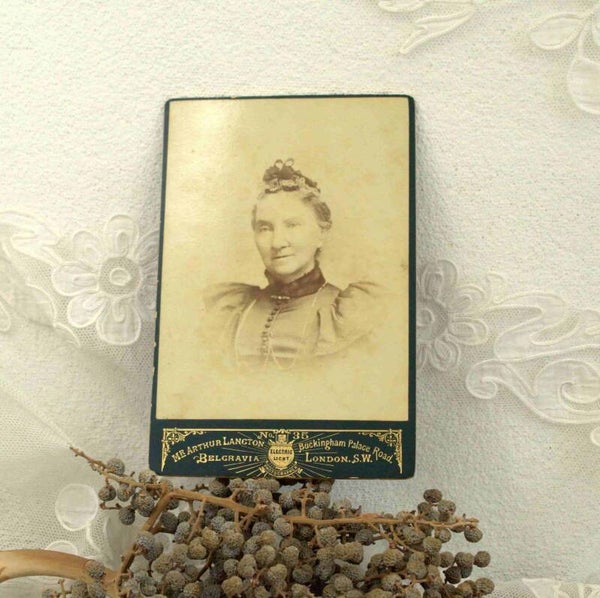 Foto van een dame rond 1900