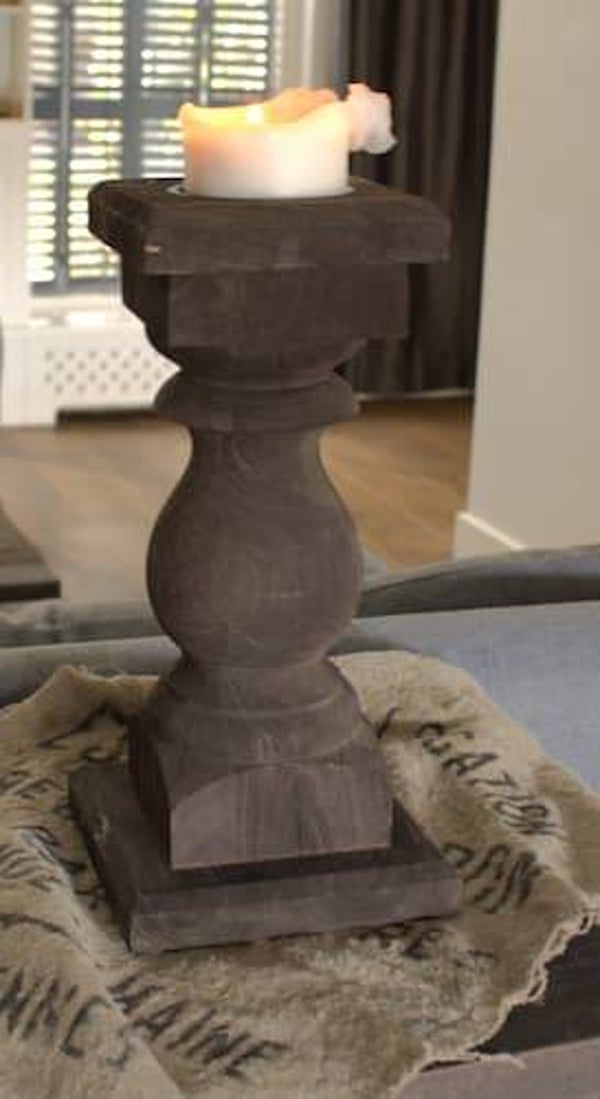Robuuste houten baluster kandelaar