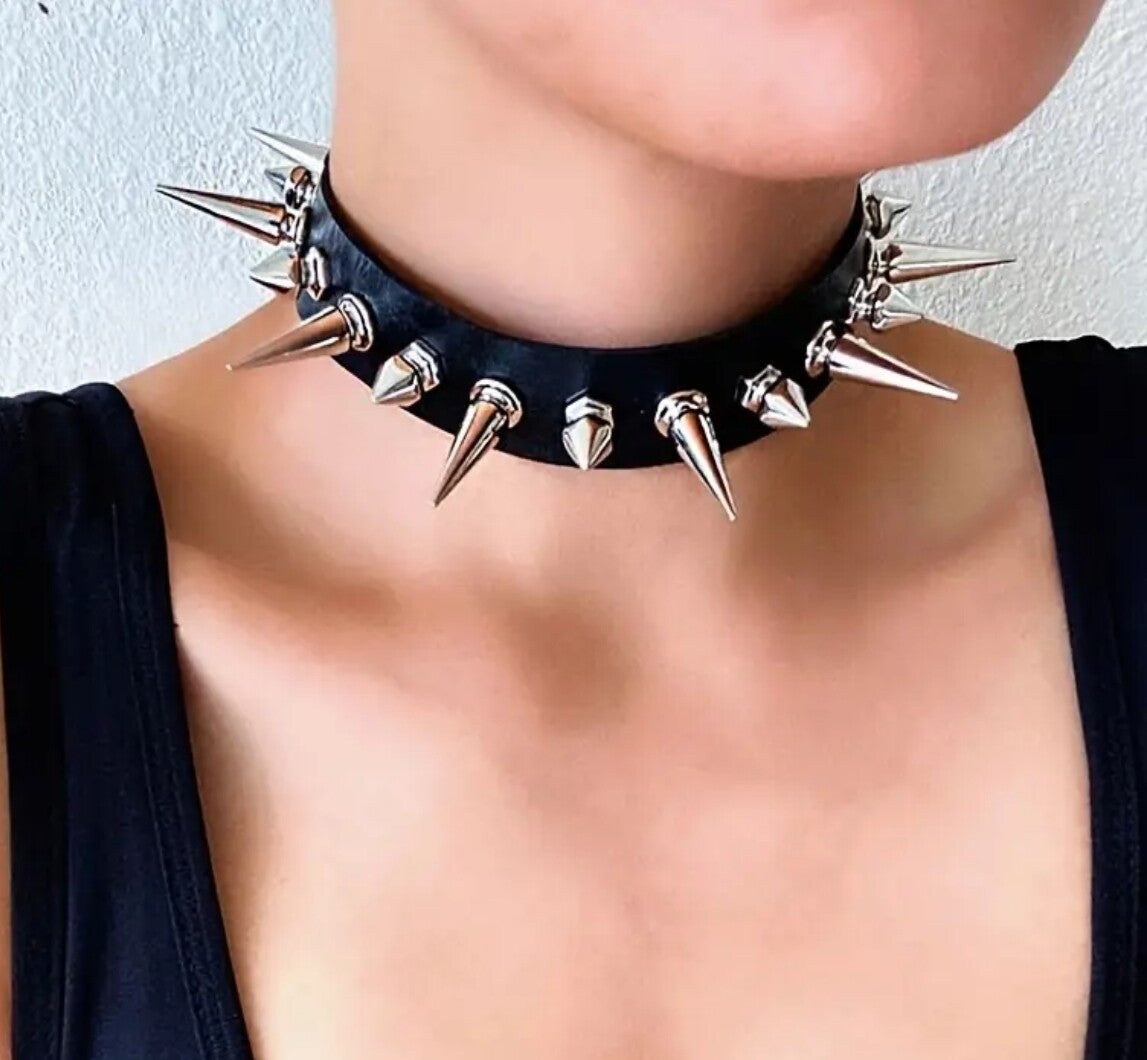 collier punk