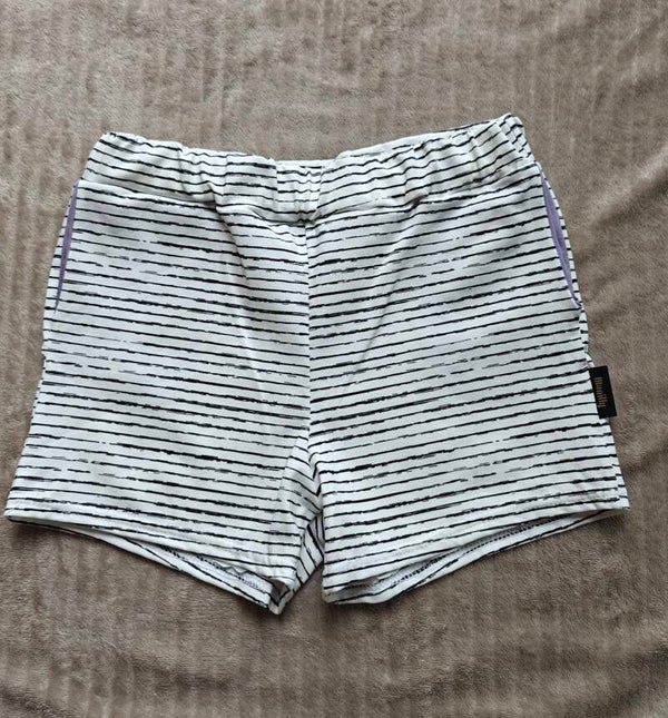 Stripe Short – White 128