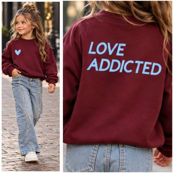 Sweater LOVE ADDICTED 🩵