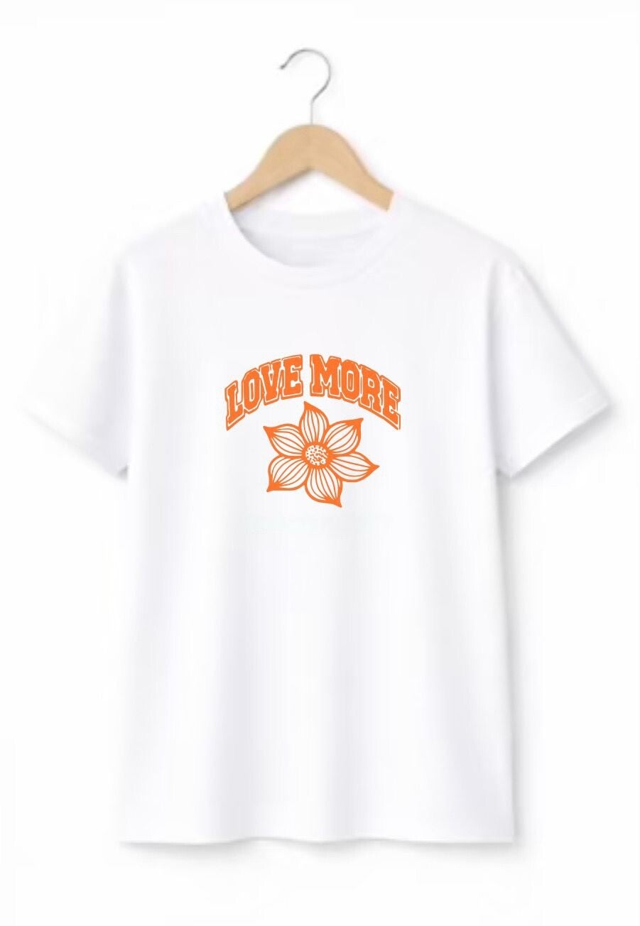 T-Shirt love more wit/oranje🤍🧡