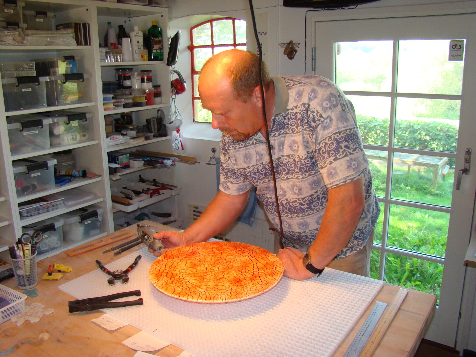 Arbejdende glasværksted i Galleri 3G