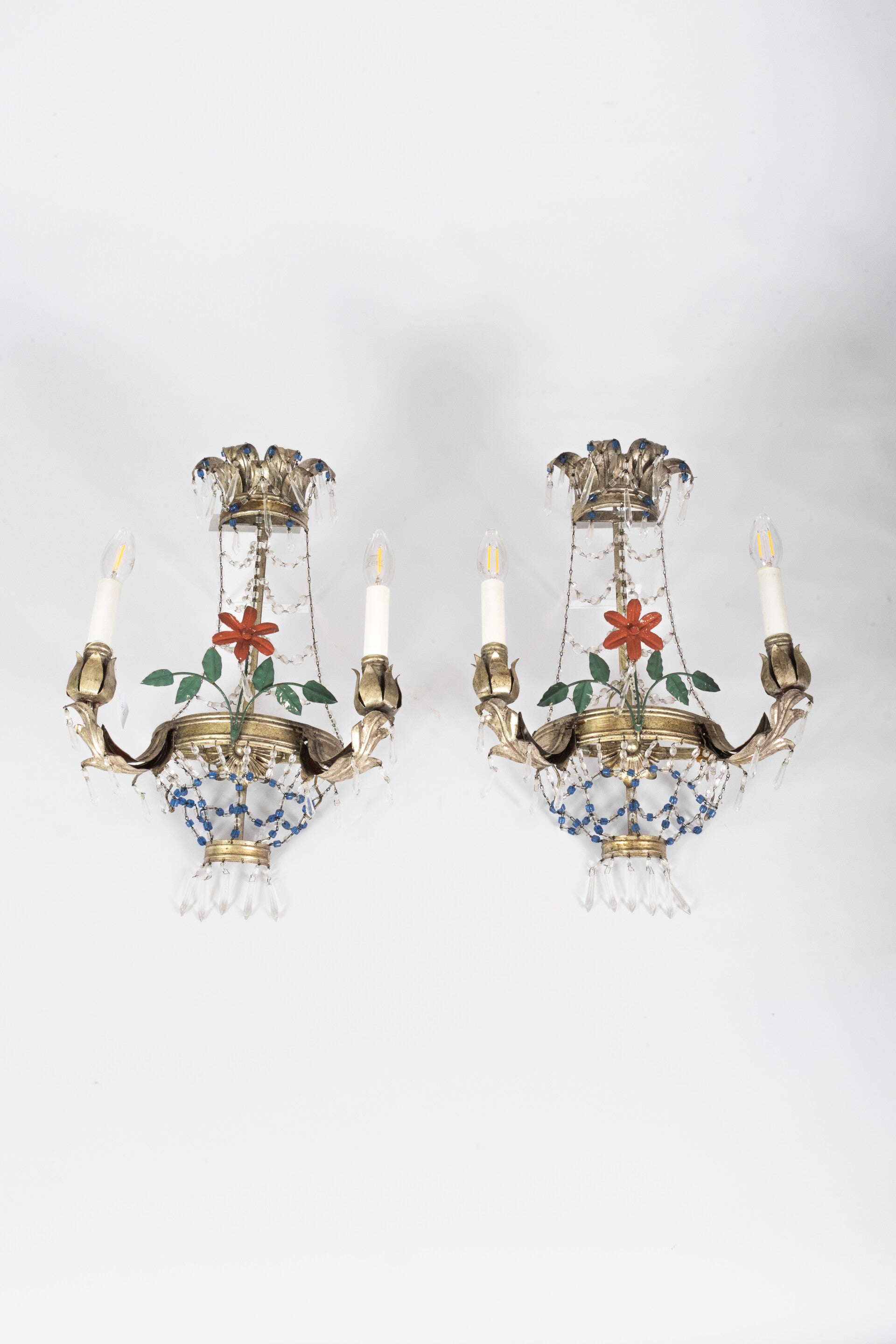 A pair of vintage Italian Louis XVI wall sconces in tole Banci style