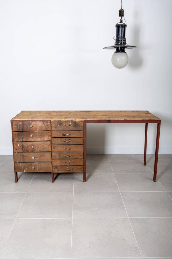 Industrial workbench