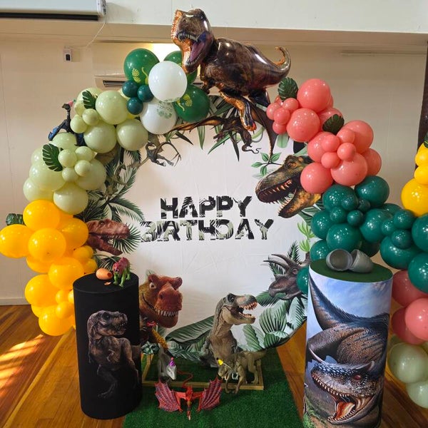 Themed backdrop with Balloons