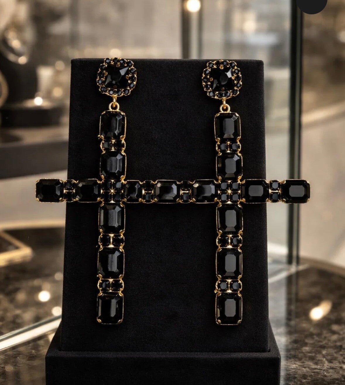 Kreuz Ohrringe in schwarz