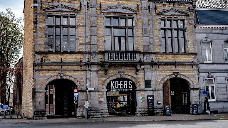 Façade du Koersmuseum à Roulers, musée consacré à l’histoire du cyclisme