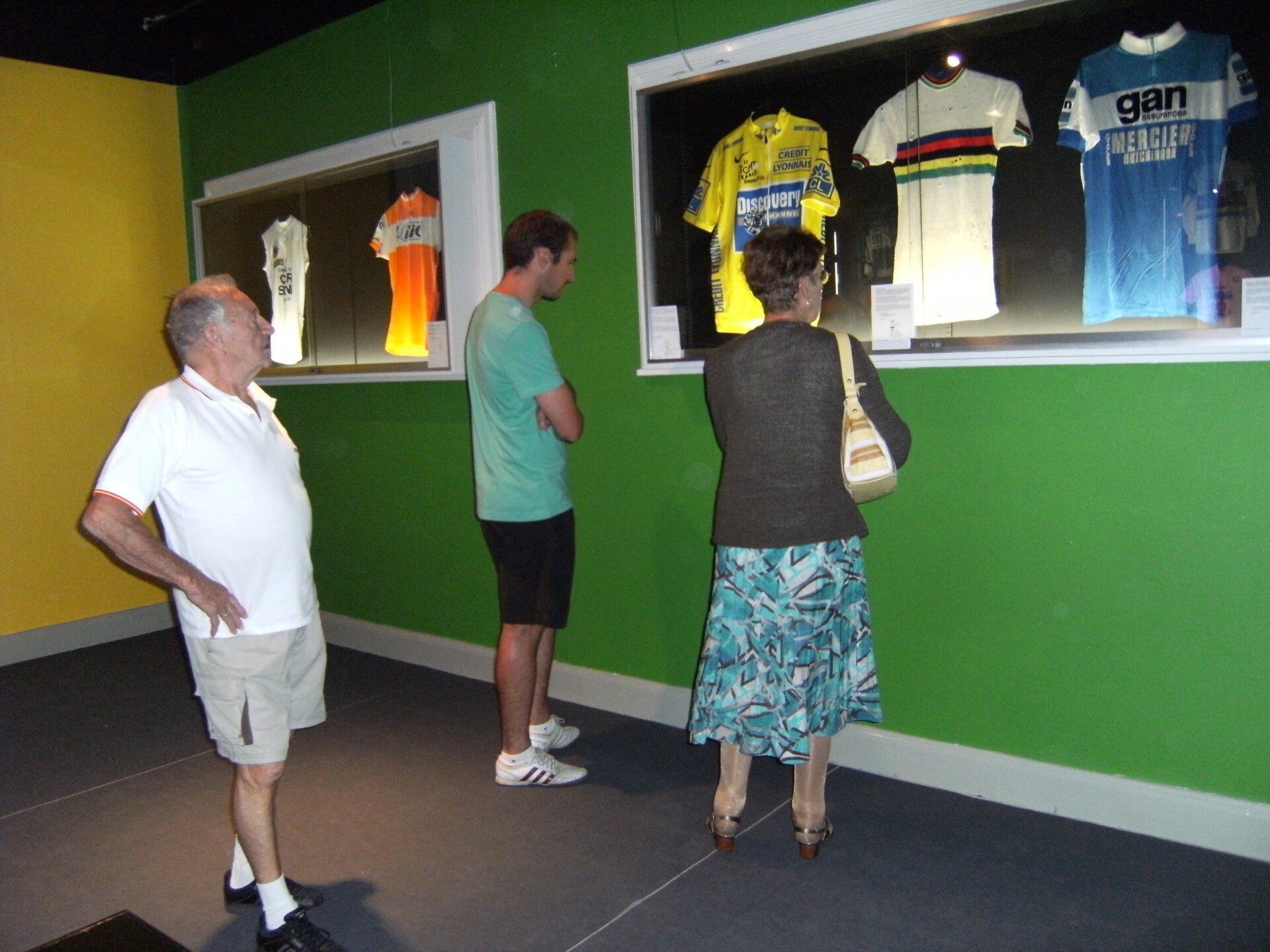dscf2247-standard-fzz02a.jpg
