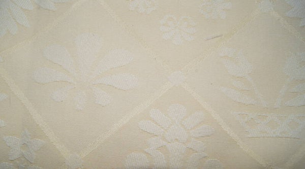 Tissu Coton Jaune Pâle à Motif en Relief – Coupon 67 cm