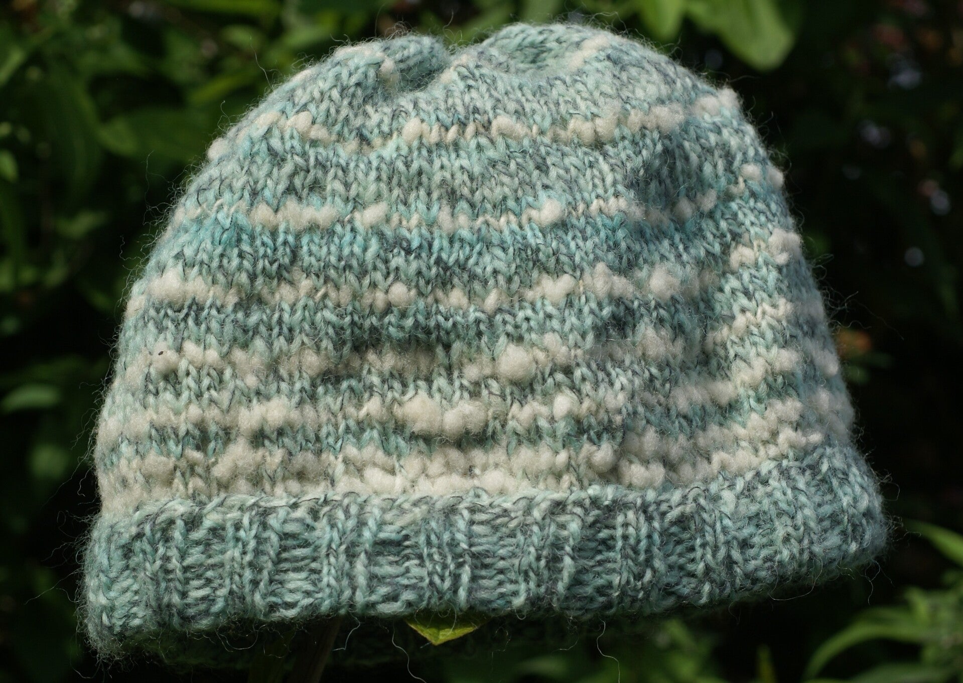 bonnet-en-merinos-et-bmc-fil-main-teinture-artisanale-standard.jpg
