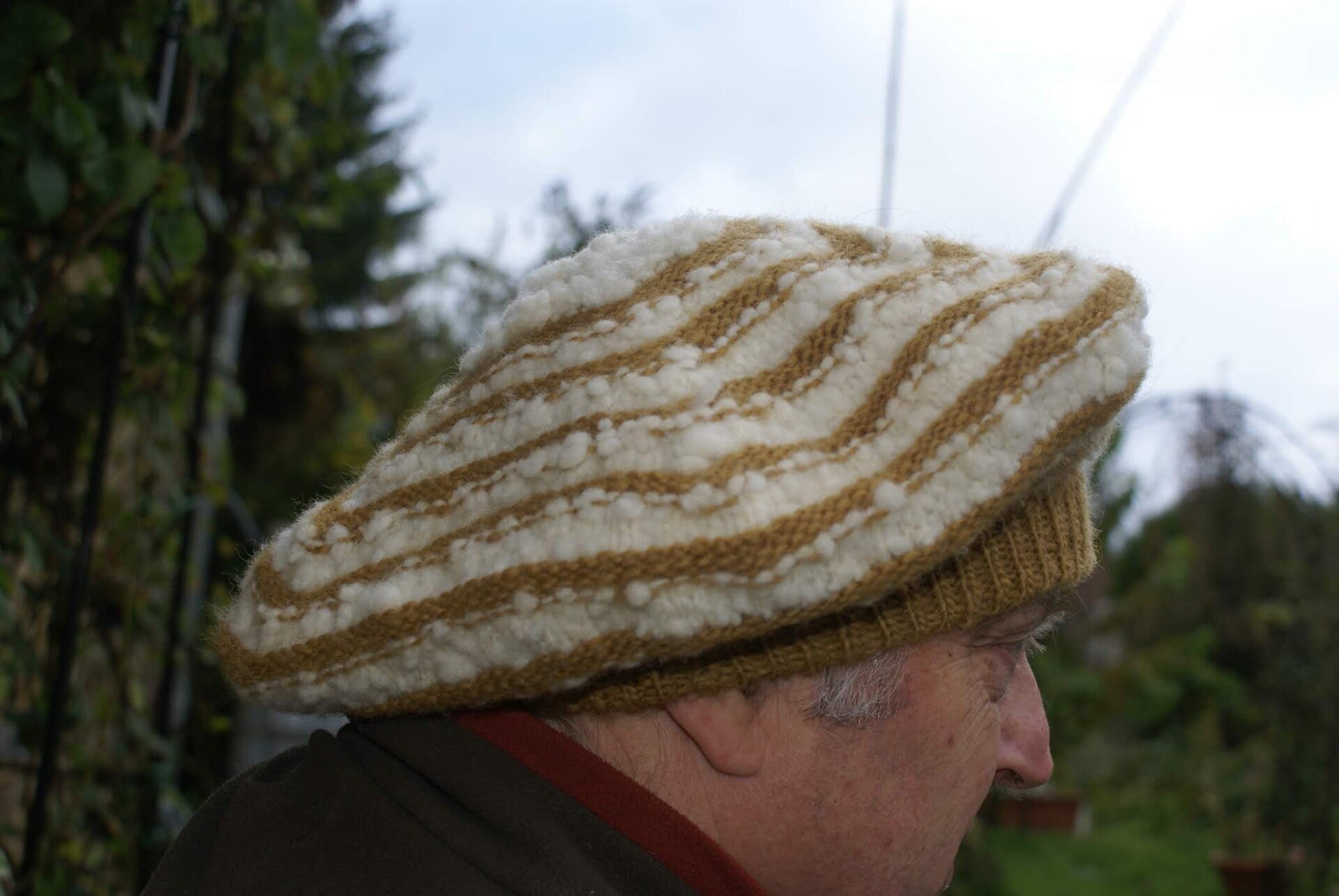 bonnet-rasta-en-mouton-eider-fil-main-et-teinture-veg-tale-standard.jpg