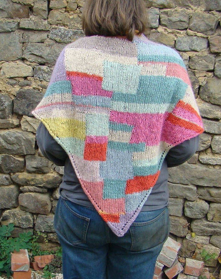 chale-en-fil-main-technique-intrasia-j-standard.jpg