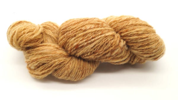 Écheveau de Laine Île-de-France – Teinture Végétale (72g / 126m)