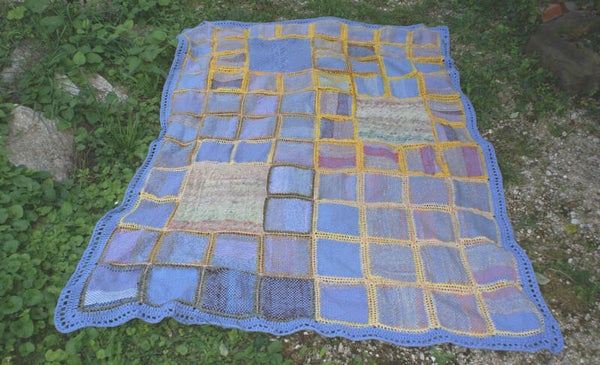Couverture d'Artisanat d’Art en Laine – Modèle Unique "80 Carrés" (170 x 230 cm)