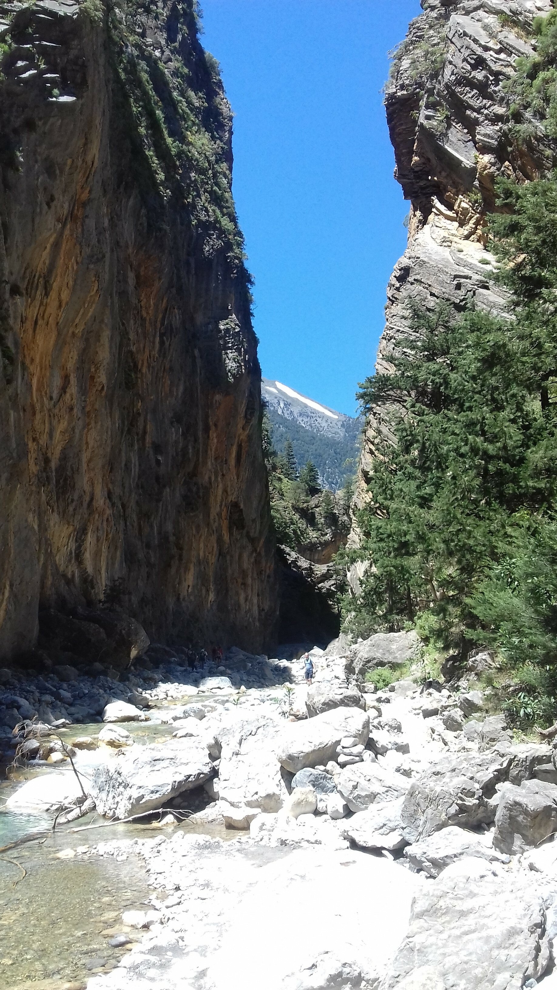 Sideroportes-IronGate-SamariaGorge-hiking-Crete1.jpg