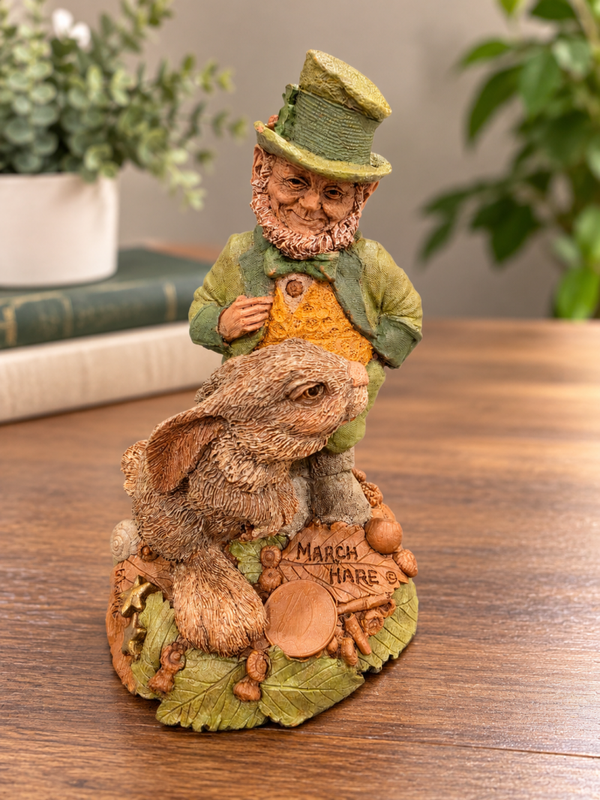Tom Clark March Hare Figurine – Signed 1999