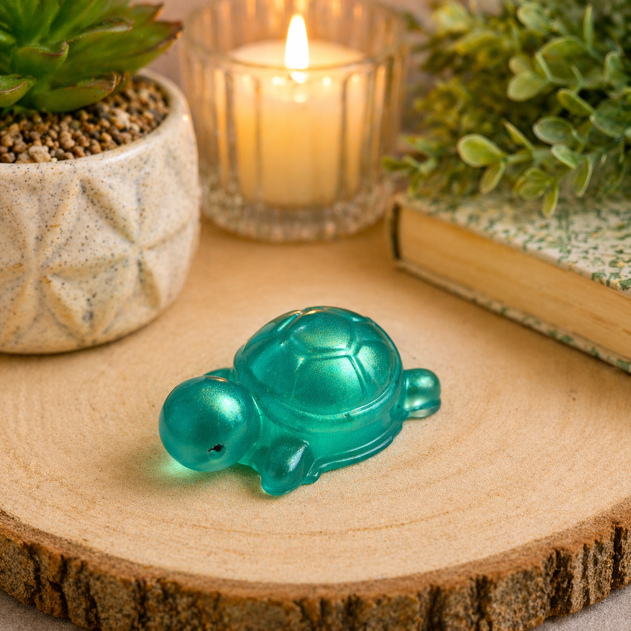 Mini Resin Turtle – Smooth Pearl Finish