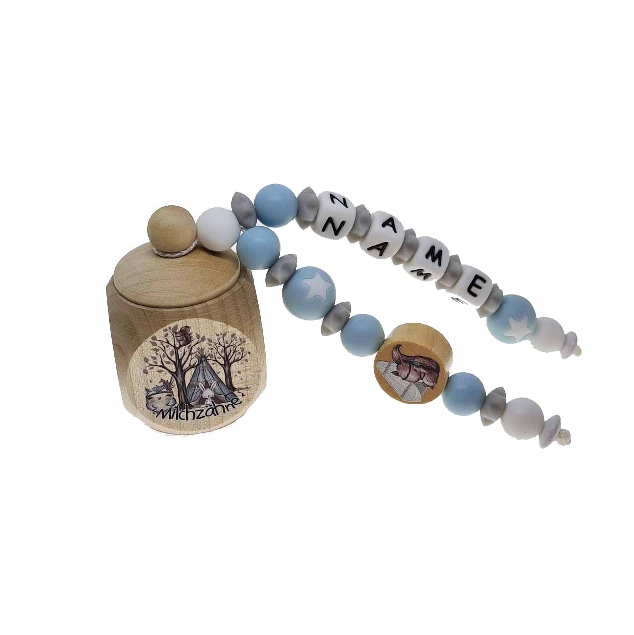 Zahndose Uhu im Wald