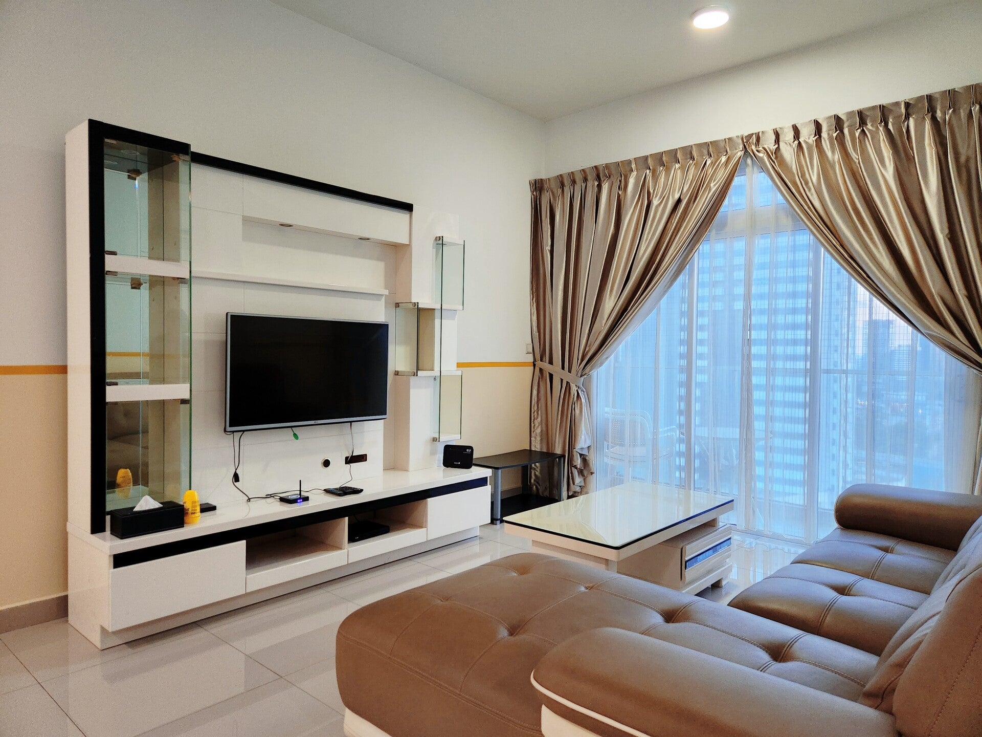 3-Bedroom Apartment Rental in Johor Bahru Near KSL | Spacious Home 7 Pax Twin Galaxy