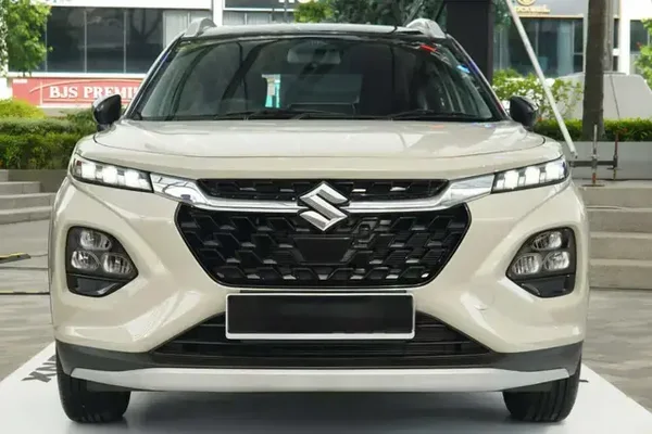 Suzuki Fronx 1.5 Hybrid (Ivory) – SUV Car Rental