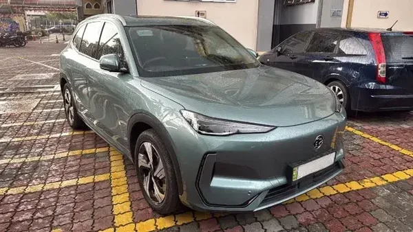 Proton e.MAS 7 Premium – Electric SUV Car Rental