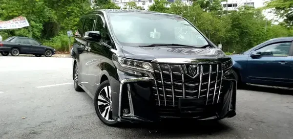 Toyota Alphard 2.5 SC – MPV Car Rental