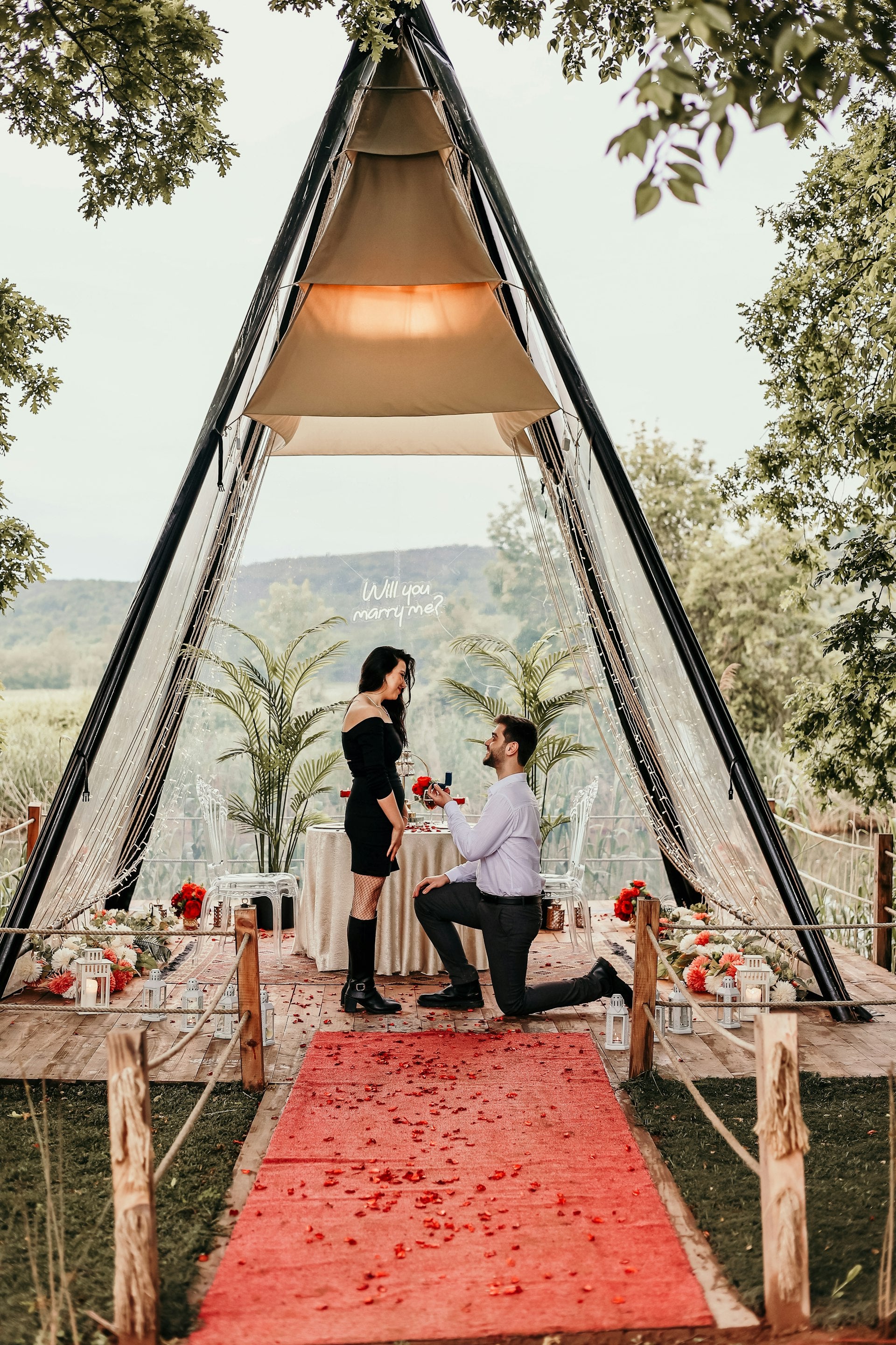 Demande en mariage à Poitiers - Séance photo de Fiançailles à Poitiers - Photographe à Poitiers 