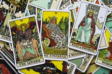 Tarot pour le mois énergie du jour que va t'il se passer