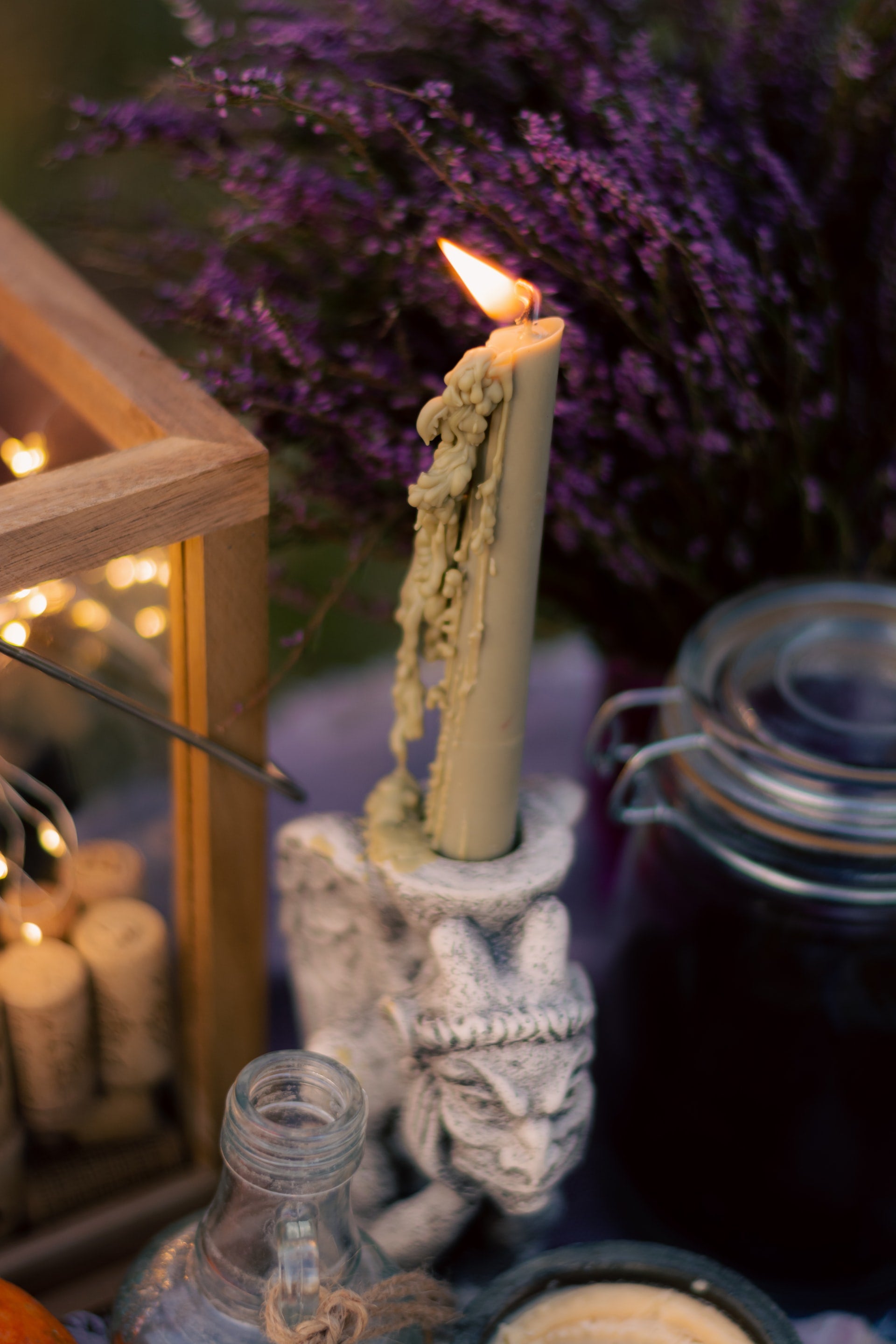 pagan-altar-and-ritual-candle