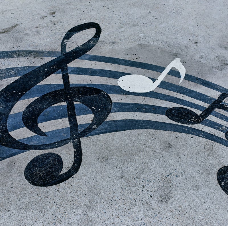 Piano and theory lessons for all ages and skill levels with Royal Academy of Music graduate and experienced teacher and pianist Leslie Hollingworth based in Huddersfield, West Yorkshire