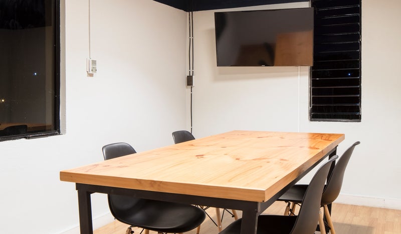 Shop cleaning service in South London