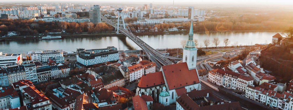 autotrein-naar-bratislava-slowakije-2021-2022-treinreizen-europa